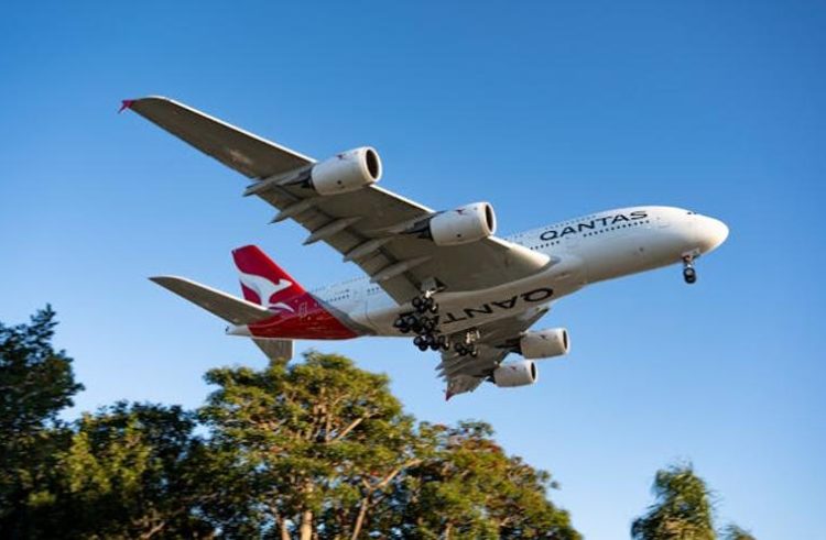 QANTAS